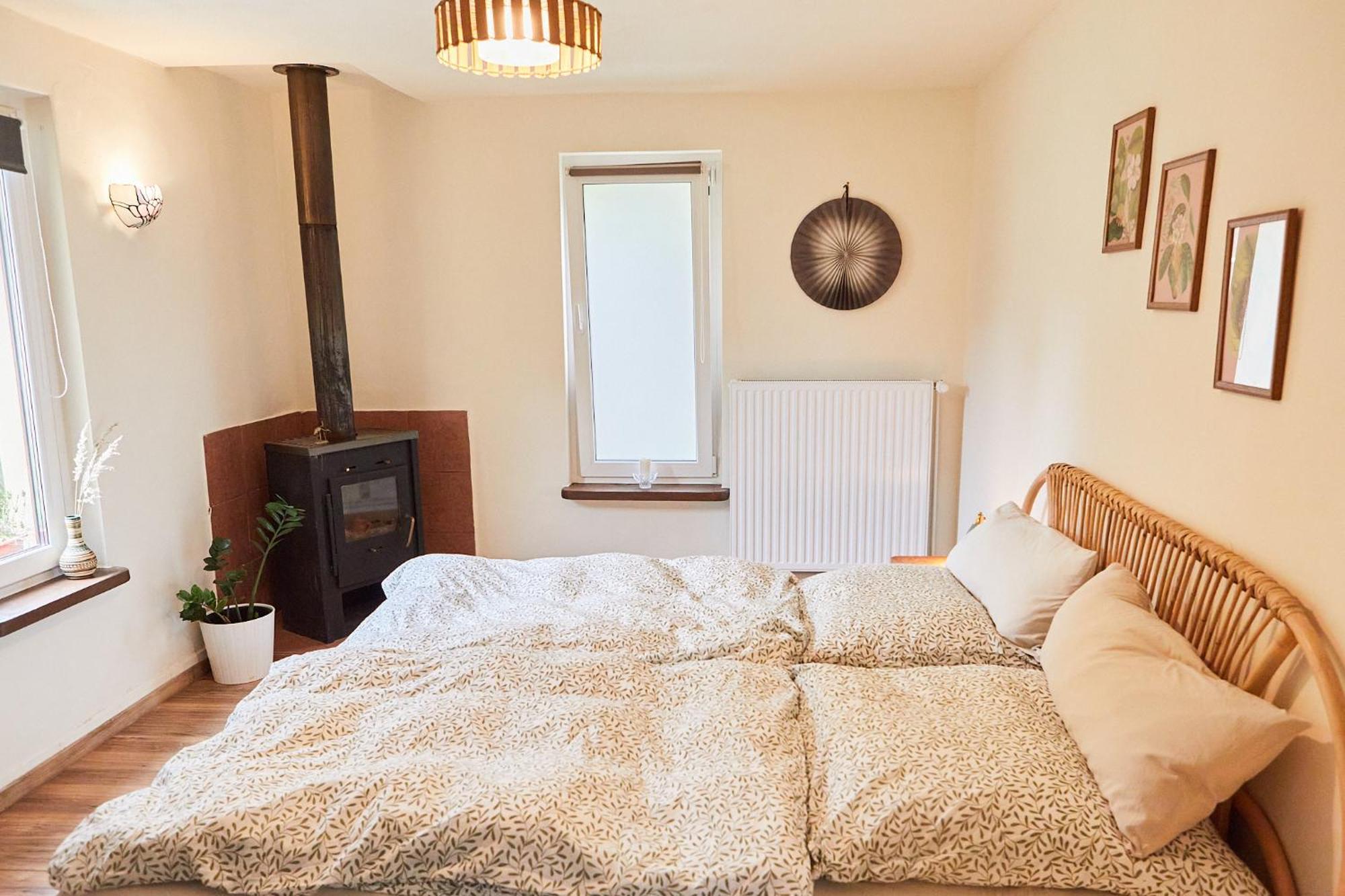 Guesthouse With 3 Apartments, Just Outside Berlin, Near To Tesla Burig Buitenkant foto